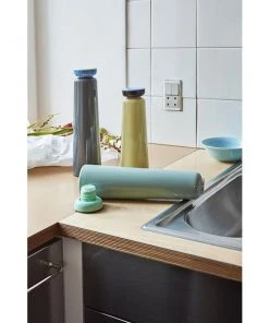 HAY Bouteille Thermos Sowden Menthe 0 5 L