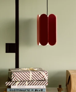 HAY Arcs Shade Auburn Red