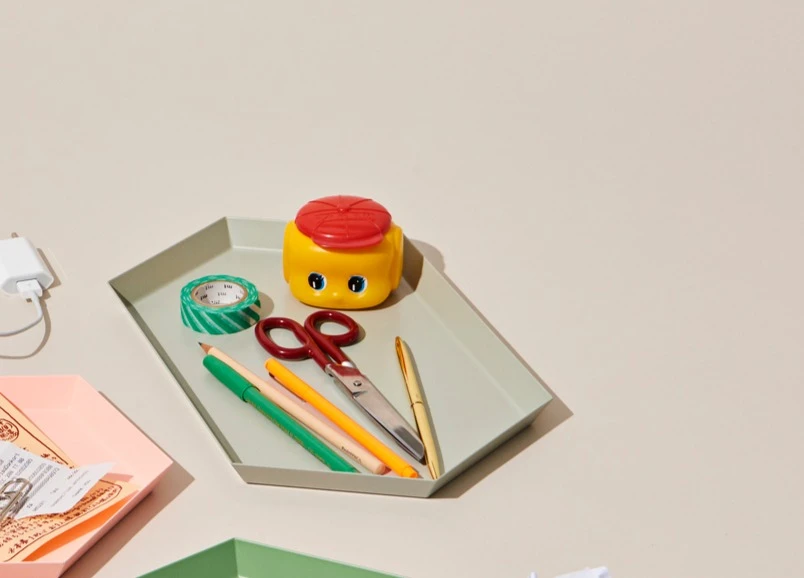 Buy π₯ HAY Grey Kaleido Tray 𧨠4 HAY Grey Kaleido Tray