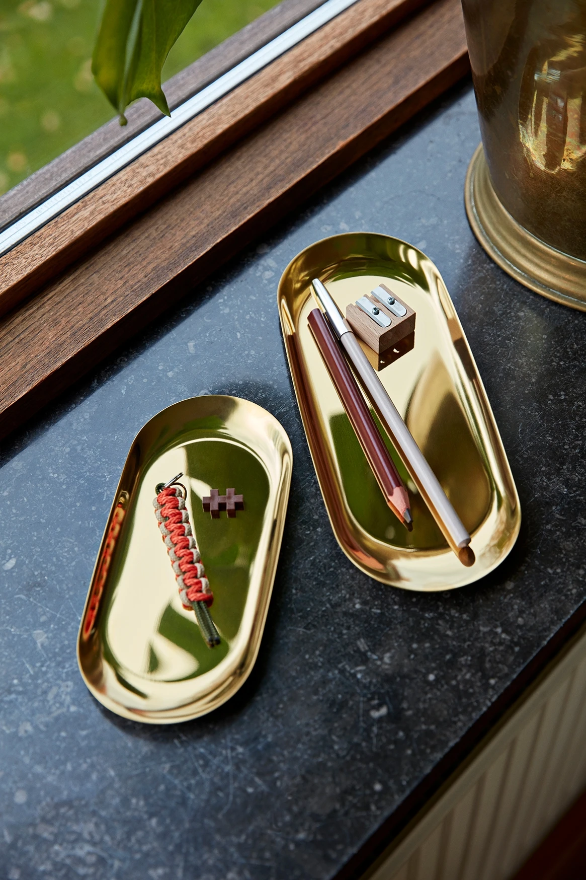 Coupon ✔️ HAY Tray S Golden ⭐ 4 HAY Tray S Golden