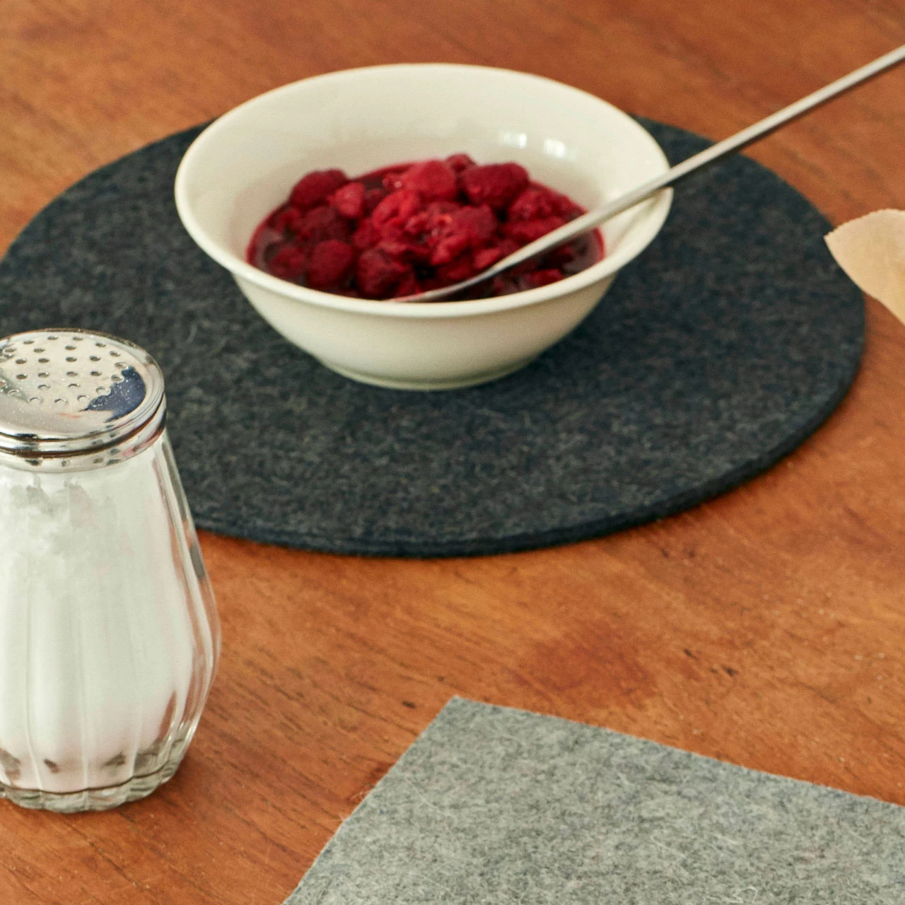 Best reviews of β HAY Set of 4 Dark Grey Felt Placemats π 4 HAY Set of 4 Dark Grey Felt Placemats