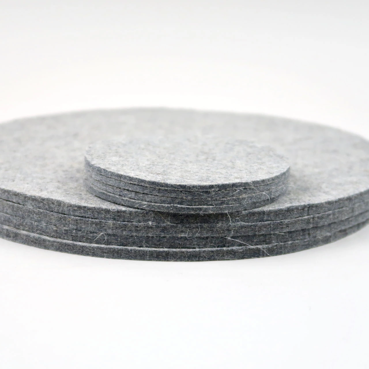 Deals βοΈ HAY Set of 4 Light Grey Felt Placemats π 12 HAY Set of 4 Light Grey Felt Placemats