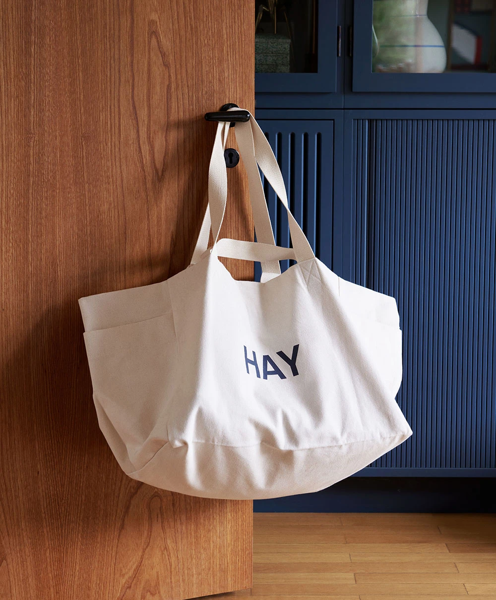 HAY Toffee Weekend Bag